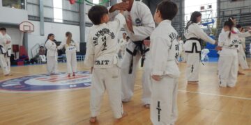 Encuentro regional de Taekwondo ITF: Intensa jornada de capacitación e integración en Monte Hermoso