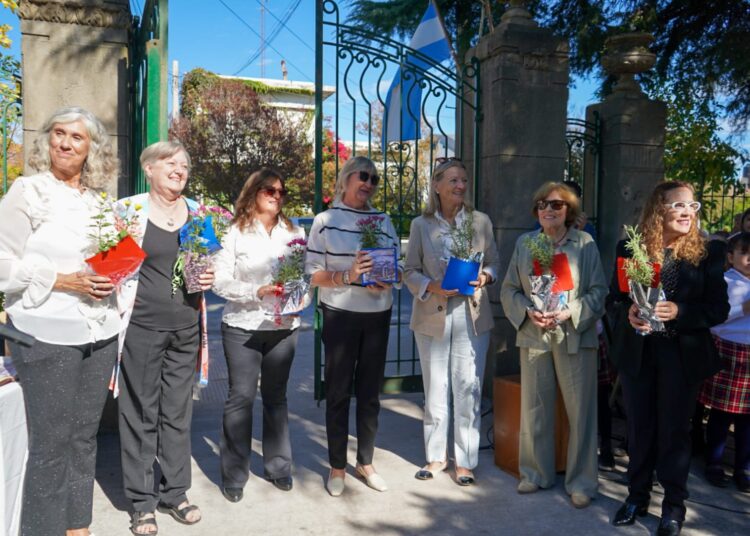 El Colegio Holandes celebró su 80º aniversario