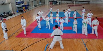 Jornada de Karate en el Polideportivo Municipal con figuras de nivel mundial