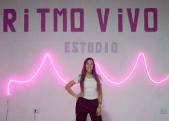 Delfina Marchetti impulsa el baile para todas las edades en el Club Colegiales