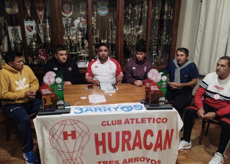 Bochas de alto vuelo en un «Torneo especial»