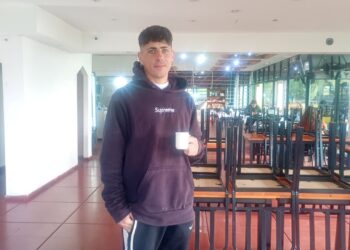 Matías Fauquen apuesta a la parrilla en la Terminal con una propuesta accesible y shows en vivo