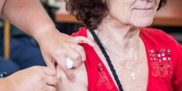 Desde la Provincia advierten por la escasez de vacunas