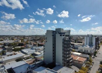 Alerta Amarilla: Tres Arroyos y la región bajo vigilancia por lluvias persistentes y tormentas