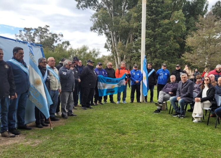 Solemne homenaje en Copetonas por el Día del Encuentro de los Héroes