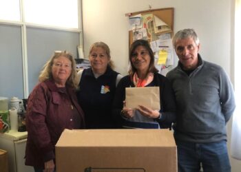 El CAS Fortín Machado entregó una importante donación a los Jardines Frutillitas