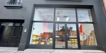 New Colors inauguró su nuevo local sobre avenida Belgrano y apuesta al asesoramiento especializado