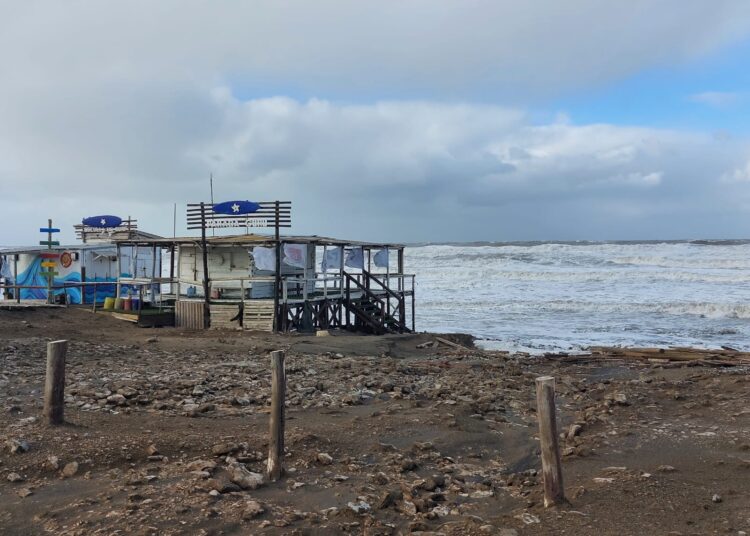 Tras el temporal, avanzan las tareas de recuperación en distintos sectores del distrito