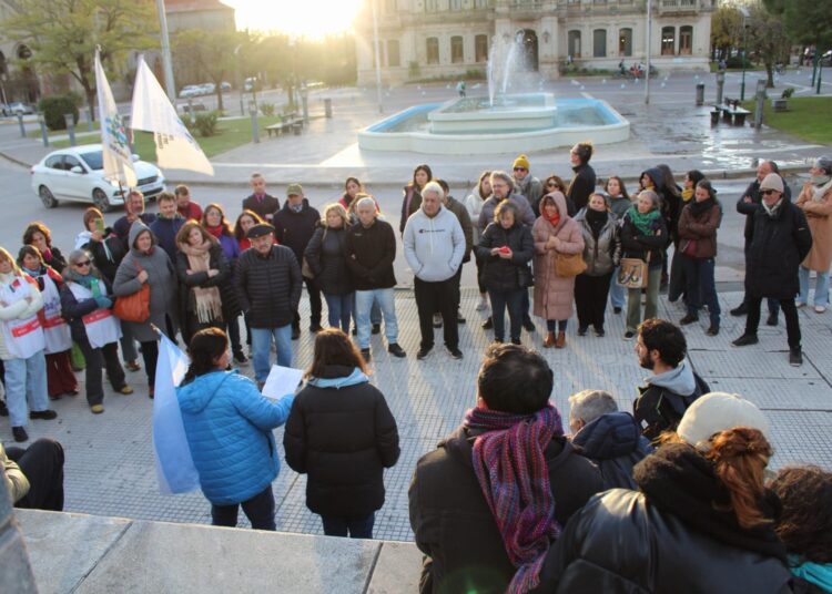 Tres Arroyos también marchó contra el desfinanciamiento de las universidades