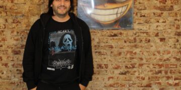 “Toro a color”: Javier Toro inaugura una muestra con personajes del manga, el cine y la historieta