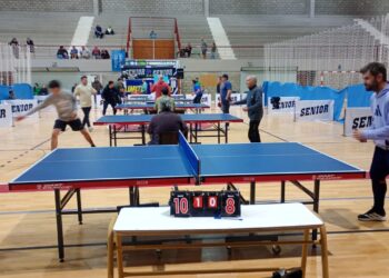 Gran convocatoria en el primer torneo abierto de ping-pong de Tres Arroyos
