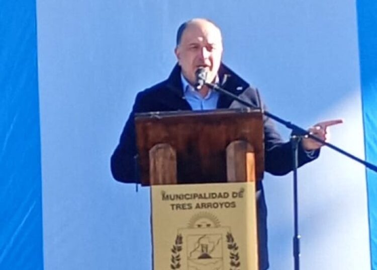 Garate llamó al diálogo y la humildad para construir “la Argentina querida”