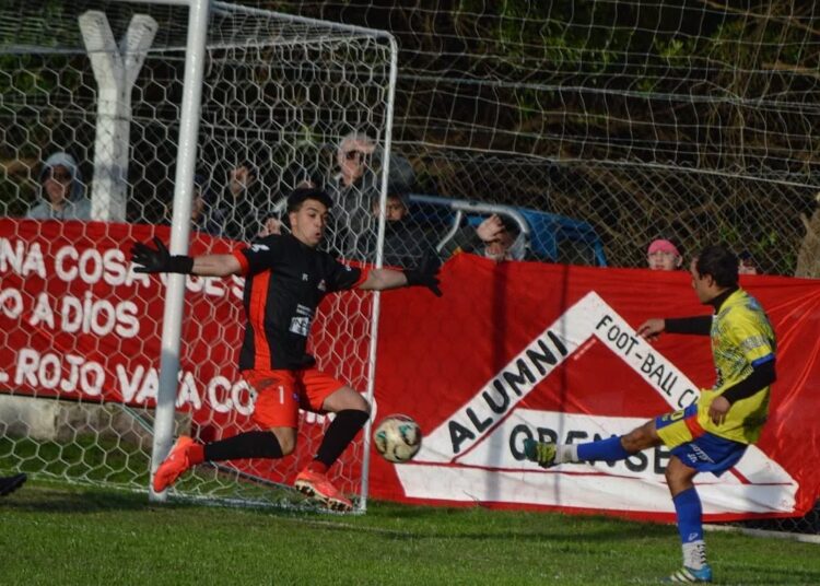 Alumni sostiene el liderazgo tras completarse la quinta fecha