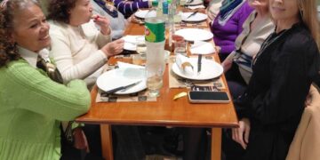 Se realizó el primer almuerzo de la comisión de Reyes