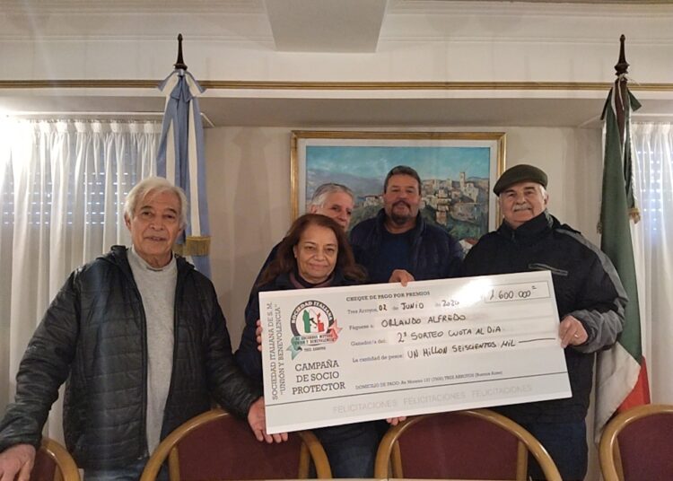 En la Sociedad Italiana entregaron premios del «Segundo sorteo»