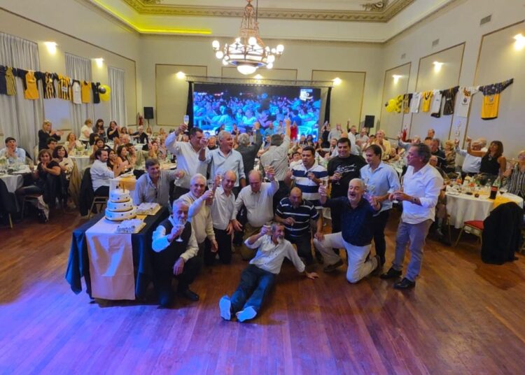 Olimpo celebro su aniversario