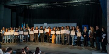 Noche de emociones y futuro en el Teatro Municipal: CRESTA celebró su colación de grado y proyecta tres nuevas carreras para 2027