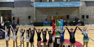 El patín artístico vivió una gran fiesta regional en Tres Arroyos con más de 300 competidoras