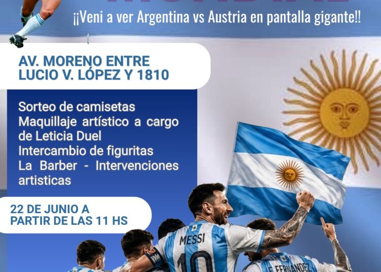 Fiebre celeste y blanca en la calle: organizan «Emprende Mundial» con pantalla gigante en la Avenida Moreno