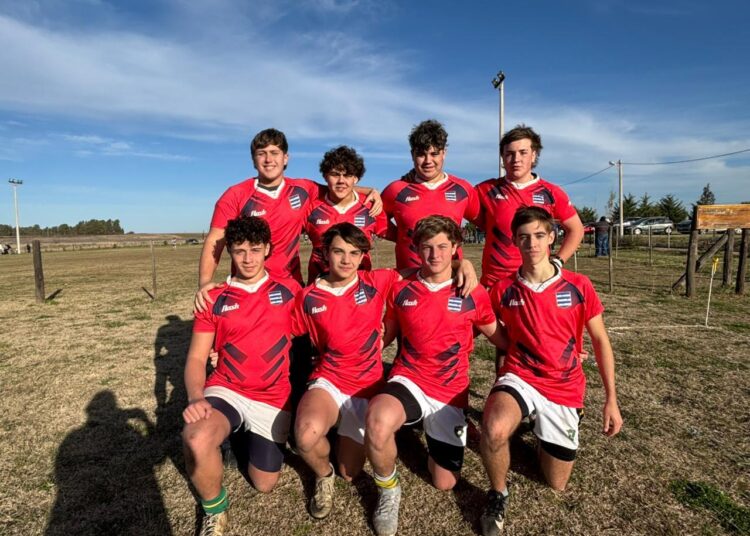 Rugby: diez jugadores del TARHC representaron a la Unión del Sur en un encuentro regional