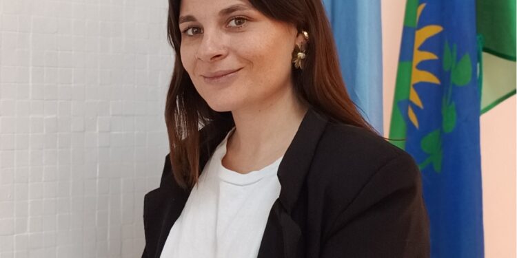 Nueva profesional en el distrito: Ayelén Amestoy se graduó como Licenciada en Política Local y Gestión Pública en CRESTA