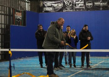 Echegoyen inauguró oficialmente su complejo de pádel y ya proyecta nuevas obras