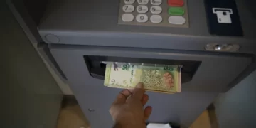 Dieron a conocer el cronograma de pago de sueldos y aguinaldos para estatales y docentes