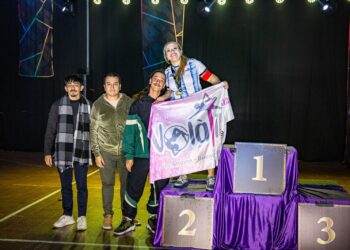 Con una destacada cosecha de medallas, la escuela Volátil brilló en el Regional de Acrobacia Aérea