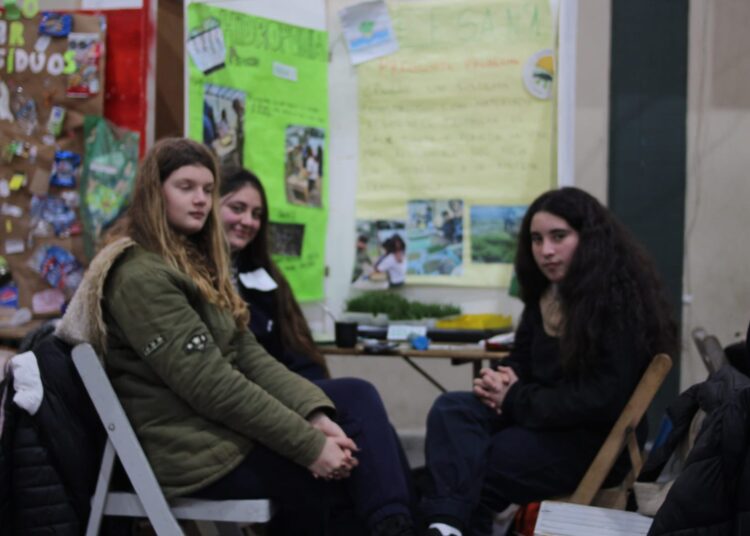 Estudiantes de la Escuela Argentino Danesa presentaron un proyecto de acuaponía en la Feria de Ciencias