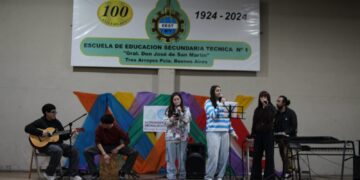 La música también fue protagonista en la Feria de Ciencias con estudiantes de la Secundaria Nº 4