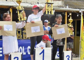 Marisol se prepara para seis horas de pesca con premios millonarios