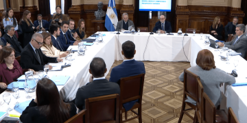 Tensiones cruzadas en la Cámara Alta: la disputa por el biodiésel empantana la nueva Ley de Biocombustibles y enciende la queja del sector sucroalcoholero
