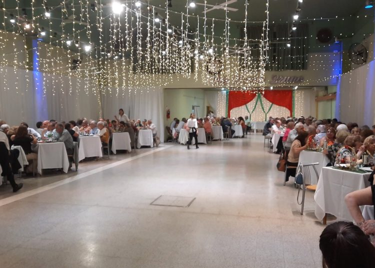 El Centro de Jubilados prepara una gran cena-baile para recibir la primavera