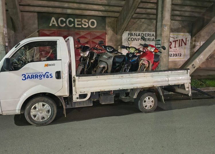 Seguridad vial y prevención: operativo conjunto en Tres Arroyos finalizó con siete motos secuestradas y 30 infracciones