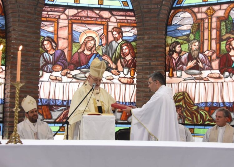 El padre Mauro asumió como nuevo párroco de Nuestra Señora de Luján