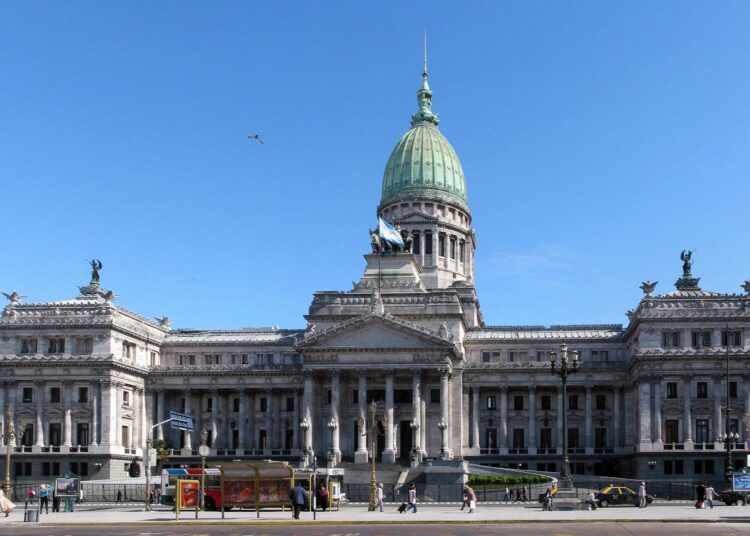 El PJ de Tres Arroyos adhiere al banderazo contra la ley de extranjerización de la tierra