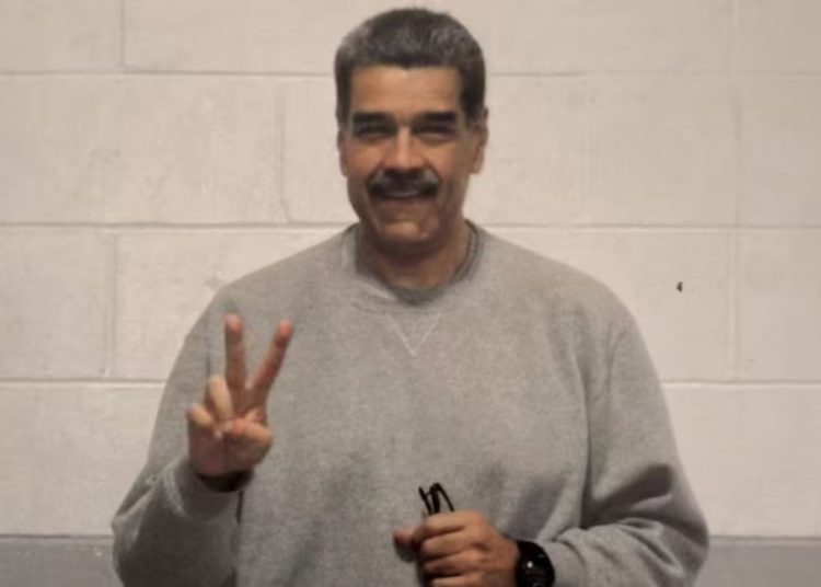 Tras las rejas en Nueva York: Nicolás Maduro difundió sus primeras fotografías desde la cárcel y envió un mensaje de resistencia