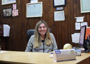 Innovación inmobiliaria: Alejandra Peralta marca un precedente como la primera martillera con marca y método registrados