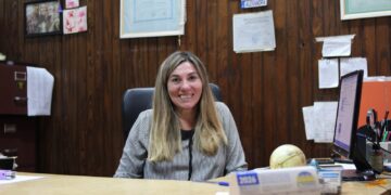 Innovación inmobiliaria: Alejandra Peralta marca un precedente como la primera martillera con marca y método registrados