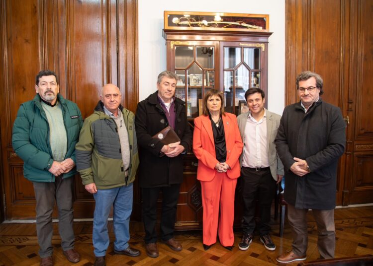 La Libertad Avanza de Tres Arroyos mantuvo reuniones de trabajo en Buenos Aires