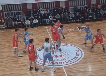 Huracán goleó a Club de Pelota