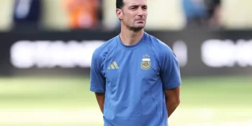 Renovación y sorpresas en la Albiceleste: Lionel Scaloni define la lista de convocados para la fecha FIFA