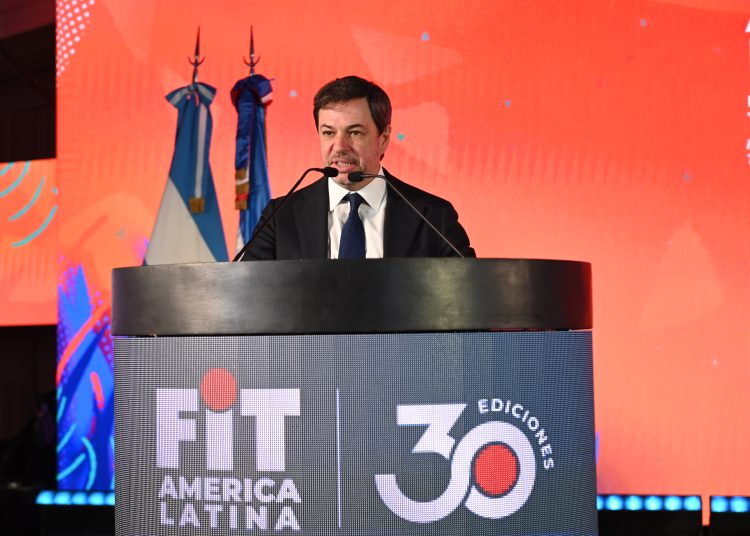 Éxito rotundo en el arranque de la FIT 2026: récord de 65.000 visitantes en su primer día