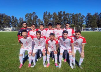 Olimpo goleó a San Martín, sumó el quinto triunfo en fila y sueña con el Clausura