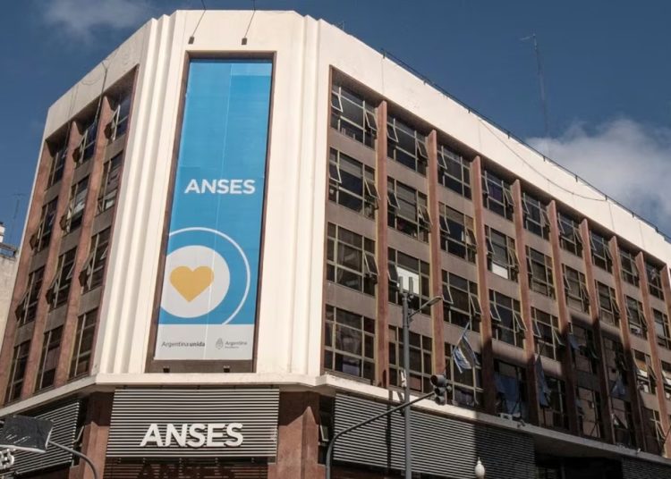Inyección de fondeo para la casa propia: el Gobierno licita $200.000 millones del FGS para impulsar créditos hipotecarios