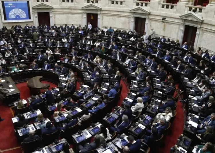 Ofensiva parlamentaria: la oposición busca emplazar a las comisiones de Diputados para tratar las leyes de morosidad y emergencia en discapacidad