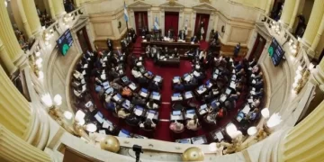 Conflicto por los ingresos en el Congreso: las dietas de los senadores superarán los $13,1 millones brutos desde enero de 2027