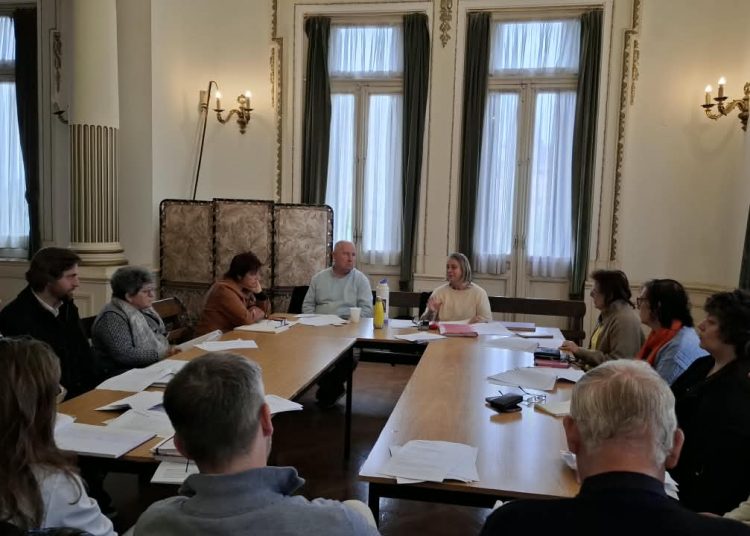 Milei ratifica el rumbo económico sin concesiones mientras crecen las tensiones internas en el oficialismo