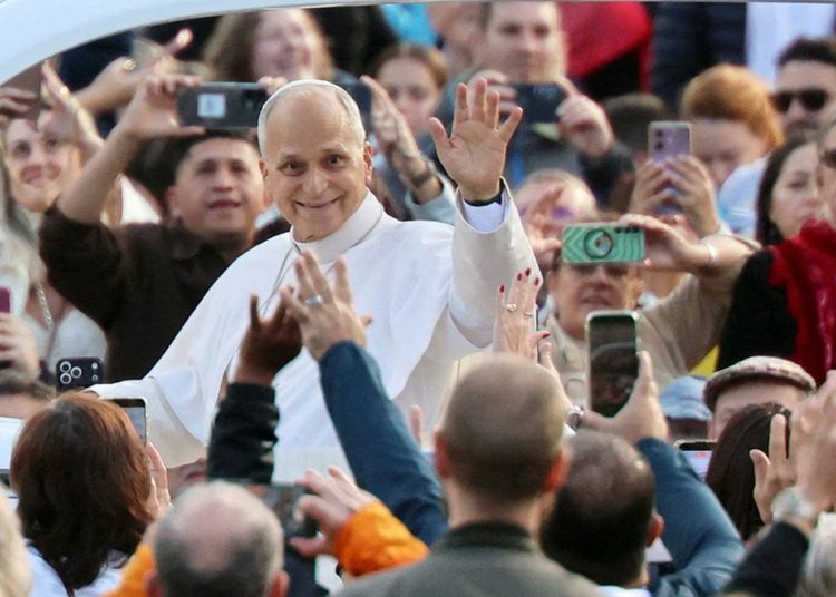 Licitación bajo la lupa: cuestionamientos por millonaria contratación y oferta única para la visita papal