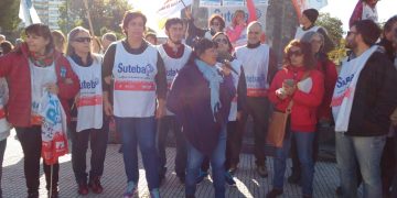 SUTEBA Tres Arroyos convocó a una marcha en defensa de la educación pública
